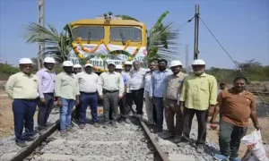 కాజీపేట రైల్వే కోచ్ యూనిట్ నుంచి రైలు పరుగులు