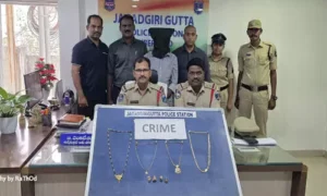 జగద్గిరిగుట్టలో 14 తులాల బంగారం అపహరణ.. నిందితుడి అరెస్టు