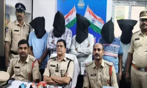 మిర్యాలగూడలో నకిలీ కంటి వైద్యులు