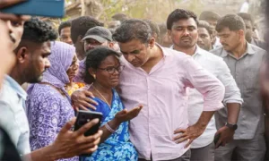 ఇల్లు కూల్చడమే ఇందిరమ్మ పాలనా?