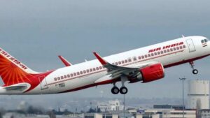 Air India: గల్ఫ్ వెళ్లే వారికి బ్యాడ్ న్యూస్.. రన్ వే పైనే ఆగిపోయిన ఎయిర్ ఇండియా విమానాలు! అసలు కారణమిదే..