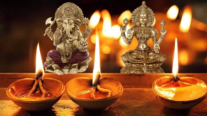పూజలో చిన్న మార్పు… ఐశ్వర్యం కోసం దీపం ఏ దిశలో వెలిగించాలి?