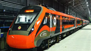 Vande Bharat Sleeper: వందే భారత్ స్లీపర్ రైళ్లపై కీలక అప్డేట్.. మార్చి 31 నాటికి అంతా రెడీ.. సిద్దంగా ఉండండి