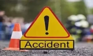 రోడ్డు ప్రమాదం.. పెళ్లికి వెళ్తూ ఇద్దరు మృతి