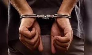 పేకాట స్థావరం పై దాడి.. ఐదుగురి అరెస్ట్