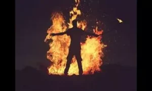 వరంగల్ లో తండ్రి, కూతురు సజీవదహనం