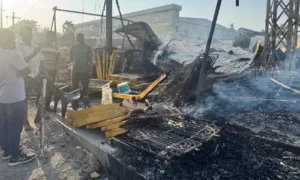 బాచుపల్లిలో అగ్నిప్రళయం... 35 షాపులు దగ్ధం