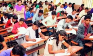 హాల్ టికెట్ చూపిస్తే.. ఆర్టిసి బస్సులో ప్రయాణం ఉచితం