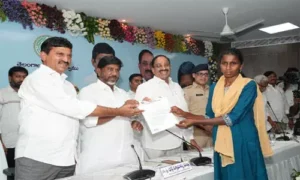 వెలుగుమట్లలో మోడల్ కాలనీ