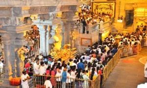 యాదాద్రిలో పెరిగిన భక్తుల రద్దీ