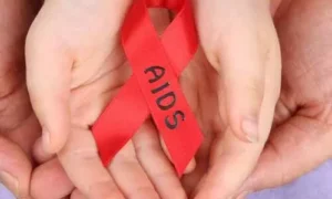 పసిప్రాయాన్ని కాటేస్తున్న హెచ్‌ఐవి