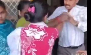 తొర్రూరులో చికిత్స కోసం వచ్చిన యువతితో వైద్యుడు అసభ్య ప్రవర్తన...