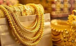 తగ్గిన బంగారం, వెండి.. తెలుగు రాష్ట్రాల్లో ధరలు ఎలా ఉన్నాయంటే?