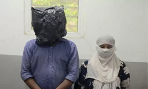 రోగులను దోచుకుంటున్న దంపతుల అరెస్టు