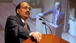 CJI Surya Kant : న్యాయవాదులు సరిగ్గా ఆలోచిస్తేనే.. ప్రజలకు సరైన న్యాయ జరుగుతుంది!