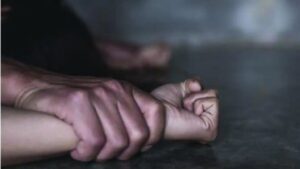 Crime: మత్తుమందు ఇచ్చి మహిళపై డాక్టర్ అఘాయిత్యం..