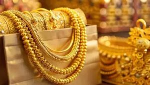 Gold Rates: యుద్ధం వేళ బంగారం, వెండి ధరలు ఇలా..!