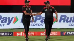 IPL Umpires Salary: ఆటగాళ్లకే కాదు.. అంపైర్లకు కూడా కళ్లు చెదిరే జీతాలు.. ఒక మ్యాచ్‌కు వారి ఫీజు ఎంతంటే.?