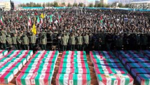 Israel-Iran War: యుద్ధంలో తీవ్ర విషాదం.. ఒకే చోట 165 మంది విద్యార్థినుల అంత్యక్రియలు..