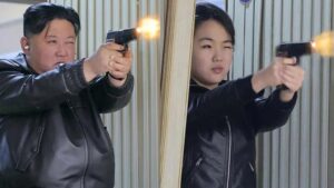 North Korea: కుమార్తెకు గన్ ఫైర్ నేర్పిస్తున్న ఉత్తర కొరియా అధ్యక్షుడు కిమ్.. కారణం ఇదేనా..?