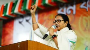 Mamata Banerjee: బీజేపీ చెప్పినట్లు చేసేవారిని నియమించారు.. బెంగాల్ అధికారుల మార్పుపై మమతా ఫైర్..