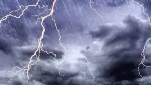 AP Weather Alert: అలర్ట్.. మరో మూడు రోజులు పిడుగులతో కూడిన భారీ వర్షాలు..