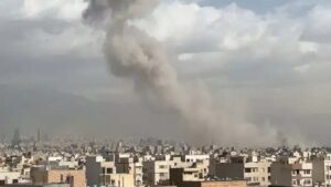 Iran Attacks on Dubai: ఇరాన్ ప్రతీకార దాడులు.. దుబాయ్ ఎందుకు టార్గెట్?