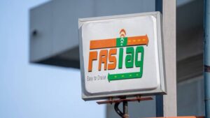 FASTag New Rules: సగం టోల్.. రెట్టింపు జరిమానా..! ఏప్రిల్‌ 1 నుంచి కొత్త ధరలు.. ఫాస్టాగ్ గురించి కీలకమైన విషయాలు