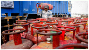 LPG Gas: భారీ దెబ్బ.. ఇక నుంచి వీరికి ఎల్‌పీజీ గ్యాస్‌ సిలిండర్లు నిషేధం.. ప్రభుత్వం సంచలన నిర్ణయం!