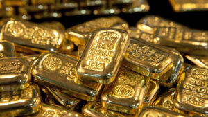 Gold Prices: యుద్దం ఎఫెక్ట్.. బంగారం ధరల్లో ఊహించని మార్పులు.. ఆమాంతం పెరిగిన రేట్లు.. ఇప్పుడు ఎంతంటే..?