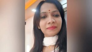 Belagavi Honeytrap: లాడ్జీకి పిలిచి ఆ పని చేయమని చెప్పేది.. కట్ చేస్తే అందినకాడికి దోచుకుంది!