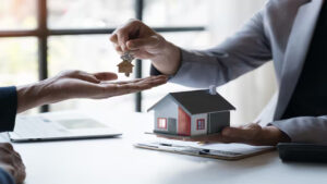 House Buy: కోటిన్నర ఇంటిని ఇలా ప్లాన్ చేస్తే ఈజీగా కొనేయొచ్చు.. ఒక్క EMI కూడా కట్టాల్సిన పనిలేదు
