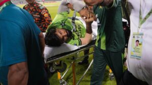 Pakistan Cricket : పాపం పాకిస్తాన్.. మీకు టైం అస్సలు బాలేదు.. మైదానంలోనే కుప్పకూలిన పాక్ క్రికెటర్