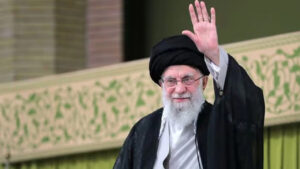 Ali Khamenei: 36 ఏళ్లపాటు సుల్తాన్‌గా.. మతాధికారి నుంచి ఇరాన్ సుప్రీం లీడర్ వరకు.. ఖమేనీ ప్రస్థానం ఇదే..