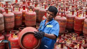 Gas Crisis: ముంచుకొస్తున్న సంక్షోభం.. గ్యాస్ వినియోగంపై కేంద్రం కీలక ఆదేశాలు..!