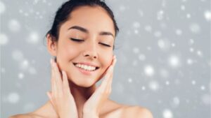 Glowing Skin: ఖరీదైన మేకప్ కిట్స్ వద్దు.. జస్ట్ ఈ సింపుల్ టిప్స్ పాటిస్తే.. మీ స్కిన్ బ్రైట్‌గా మారాల్సిందే!