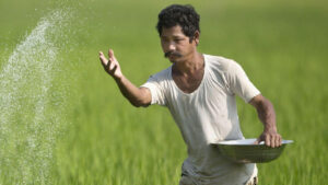 PM Kisan: పీఎం కిసాన్‌పై బిగ్ అప్డేట్.. రైతుల అకౌంట్లోకి జమ అయ్యేది అప్పుడే.. కేంద్రం నుంచి క్లారిటీ
