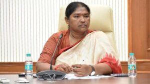 Minister Seethakka: హమాలీలకు హెల్త్ కార్డ్, ఇన్సూరెన్స్.. మంత్రి సీతక్క కీలక నిర్ణయం..