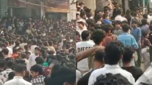 Branded Shoes: ఆ షాపులో కేవలం రూ.1 కే బ్రాండెడ్ షూ.. ఎగబడ్డ జనం..