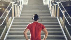 Stair Climbing: మెట్లు ఎక్కితే కలిగే లాభాలు తెలిస్తే లిఫ్ట్, ఎస్కలేటర్‌‌ జోలికి వెళ్లనే వెళ్లరు