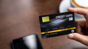 Credit Card: క్రెడిట్ కార్డ్ వాడకపోతే సిబిల్ స్కోర్ పడిపోతుందా..? ఇది తెలుసుకోకపోతే డేంజర్ జోన్‌లో పడినట్లే..