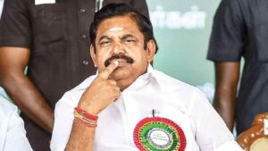 AIADMK: ముదిరిన అన్నాడీఎంకే సంక్షోభం.. విజయ్‌కు మద్దతు ఇచ్చిన నేతలపై వేటు..