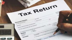 ITR Filing Deadline Alert: పన్ను చెల్లింపుదారులకు అలర్ట్.. ఈ తేదీ తర్వాత ITR దాఖలు చేస్తే రూ. 5,000 జరిమానా!