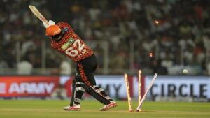 Sun Risers Hyderabad: పెవిలియన్‌కు క్యూ కట్టిన కాటేరమ్మ కొడుకులు.. కుప్పకూలిన టాప్ ఆర్డర్స్..