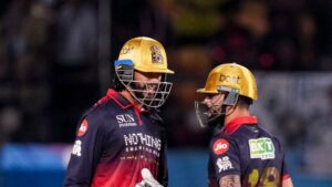 Kohli-Venkatesh Iyer: ఐపీఎల్ ఫైనల్లో మొదటిసారిగా.. అరుదైన రికార్డు సాధించిన కోహ్లీ, వెంకటేష్ అయ్యర్..