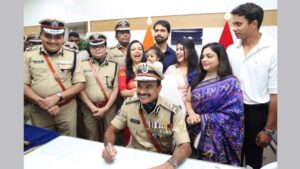 DGP C.V. Anand: కొత్త డీజీపీగా సీవీ ఆనంద్ తొలి ప్రెస్‌మీట్.. పోలీస్ శాఖలో 19 వేల ఖాళీలు.. రిక్రూట్మెంట్‌పై కీలక ప్రకటన