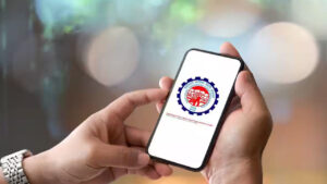 EPFO: పీఎఫ్ అకౌంట్ ఉన్నవారికి బిగ్ న్యూస్.. ఈ వివరాలు చెక్ చేస్కోండి.. తప్పులుంటే సమస్యలే..