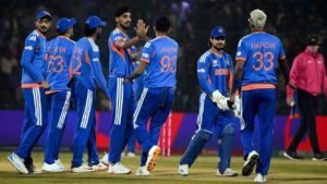 ప్రయోగాలంటూ ఆ నలుగురికి షాకిచ్చిన బీసీసీఐ.. మరి ఆ ఇద్దరి ఎంపికలో అసలు మతలబు ఏంటి?