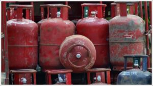 LPG Cylinder Prices: గృహ వినియోగం నుండి వాణిజ్యం వరకు.. ఏ సిలిండర్ ఎంత ధర ఉందో తెలుసా?