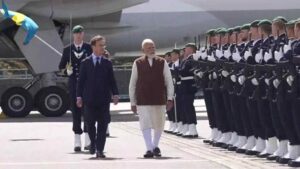 PM Modi: స్వీడన్‌లో మోడీకి ఘన స్వాగతం.. గ్రిపెన్ ఫైటర్ జెట్ల ఎస్కార్ట్ వైరల్